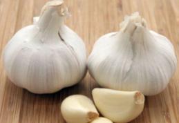 Atenție când cumpăraţi usturoi! Cel din China este foarte toxic. La ce trebuie să fiţi atenți