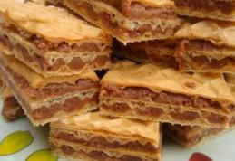 Foi de napolitană umplute cu nucă