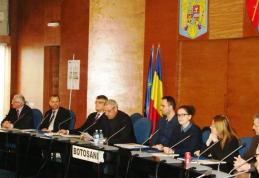 La Prefectură: Interes major pentru finanţările europene în cultură, dar şi critici privind birocraţia presupusă