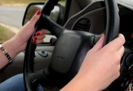 Femeie în stare de ebrietate, depistată circulând cu autoturismul pe strada Poștei