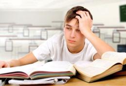 „Sunt spălat pe creier. Am lăsat şcoala să mă tâmpească” - Mesajul unui elev de liceu, înainte de BAC!