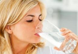 Cum puteţi scăpa rapid de sughiţ