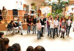 Serbarea primăverii la Şcoala Gimnazială „Ştefan cel Mare” Dorohoi - FOTO