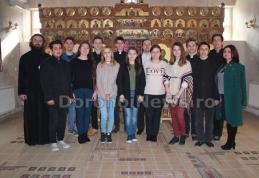 Pregătiri pentru Concursul „Biserica și Școala din sufletul meu” la Seminarul Teologic Liceal „Sf. Ioan Iacob” Dorohoi - FOTO