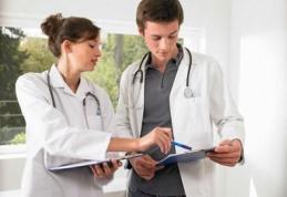 Cabinetele medicilor de familie pot angaja medici cu competenţe limitate