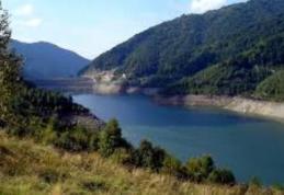 Lacul-fantomă din România. Apare pe hartă, dar nu există