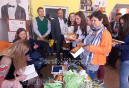 „Cărbune de fum” de Luminița Amarie – universul liric sub semnul Ibăneștiului - Galerie FOTO