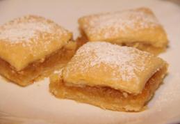 Prăjitură de post, cu măr