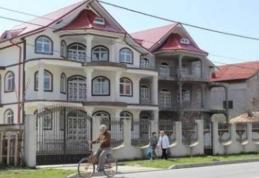 Oraşul din România construit cu ajutoarele sociale plătite de statul britanic