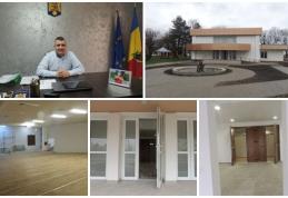 O superbă sală de spectacole a răsărit pe un munte de dărâmături la Săveni