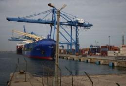 Raziile continuă : mașini de lux, găsite în containere 