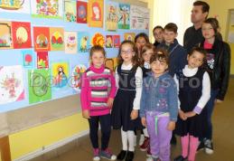 Expoziţie cu tematică pascală – „Sărbătoarea luminii în suflet de copil” la Liceul Tehnologic Special „Ion Pillat” Dorohoi - FOTO