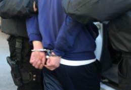 Minori bănuiţi de comiterea unei tâlhării, cercetaţi sub control judiciar 