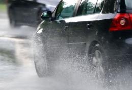 Atentie, șoferi: Recomandări rutiere pentru trafic rutier sigur, în condiții de vreme nefavorabilă! 