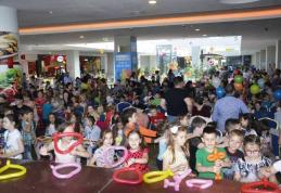 Uvertura Mall s-a transformat de Ziua Copilului într-un tărâm de basm - FOTO