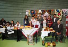Premiul I pentru doi elevi din Dorohoi la Olimpiada Naţională „Meşteşuguri Artistice Tradiţionale” 2016 - FOTO
