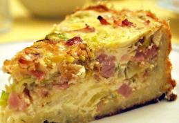 Tartă aperitiv cu kaiser și legume