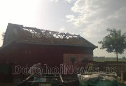 O tornadă a distrus acoperișurile caselor dintr-o localitate din județul Botoșani - FOTO