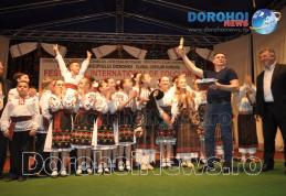 Festivalul Internaţional „Mugurelul” 2016: Vezi ce ansamblu a luat anul acesta trofeul! VIDEO / FOTO