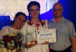 Trofeul Festivalului Naţional de Muzică Uşoară „Glasul speranţelor”, a ajuns la Botoșani – FOTO