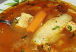 Ciorbă de dovlecei și aripi