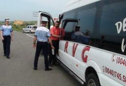 Transportatorii de persoane luați la „puricat” de polițiștii botoșăneni