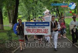 Apecte din cadrul Festivalului Internaţional „Mugurelul” 2016 vor fi difuzate la TVR3 și TVR Iași. Vezi detalii!