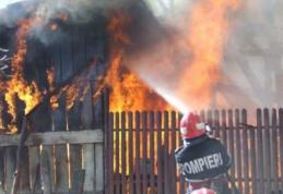 Locuinţă distrusă parţial de un scurtcircuit electric