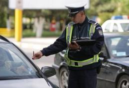 Tânăr de 21 de ani depistat în trafic cu o mașină cu număr de înmatriculare fals