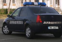 A pus adidașii la uscat și a rămas fără ei. Jandarmii i-au restituit la scurt timp