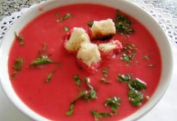 Supă cremă de sfeclă roşie cu cartofi