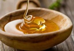 Cum să faci testul mierii de albine! Naturală sau contrafăcută?