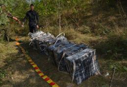 Contrabandă cu țigări, oprită la malul Prutului - FOTO