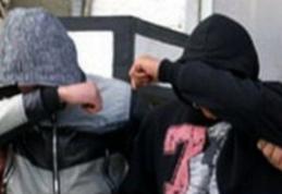 Minori din Dorohoi bănuiţi de furturi, identificaţi şi cercetaţi în stare de reţinere