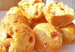 Brioșe aperitiv cu șuncă și ardei