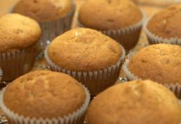 Brioșe cu mere și scorțișoară