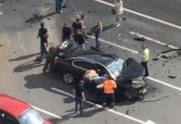 Putin e în stare de şoc. Maşina prezidenţială s-a făcut pulbere, iar şoferul a murit pe loc. Norocul care l-a ajutat pe liderul de la Kremlin să rămân