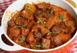 Tocăniță cu carne de vițel