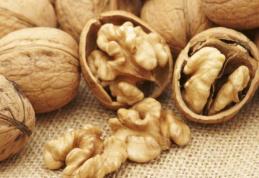 Nucile îți întăresc oasele