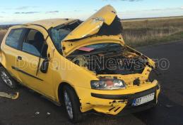 Accident! Tânăr din Dorohoi rănit după ce mașina pe care o conducea s-a dat de mai multe ori peste cap! - FOTO
