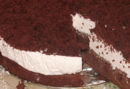 Tort cu brânză și cacao