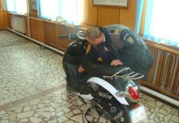 Moped căutat de autorităţile din Franţa, depistat la un botoșănean