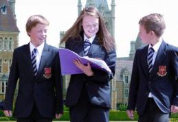 Mihaela Huncă: Liceenii români primesc burse de studiu în Marea Britanie prin programul HMC