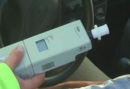 Un dorohoian datorită consumului de alcool a intrat cu mașina într-un gard