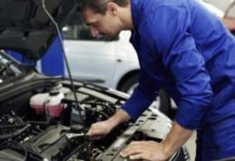 Cum poţi să verifici istoricul daunelor auto, asigurarea RCA, rovinieta şi ITP-ul maşinii cu un singur click