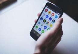 Google şi Facebook au anunţat măsuri ce vizează stoparea răspândirii de ştiri false pe internet