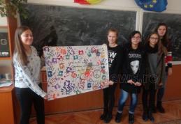 „Porţi deschise păcii” la Şcoala Gimnazială „A.I. Cuza” Dorohoi - GALERIE FOTO
