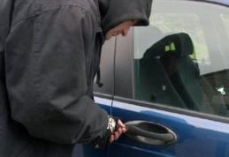 Doi tineri din Dorohoi depistați în timp au sustras electronice din autoturisme