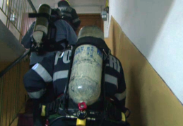 Neglijenţă explozivă. O botoșăneancă şi-a incendiat apartamentul