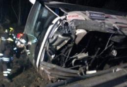 Autocar românesc răsturnat în Italia: opt persoane au fost rănite